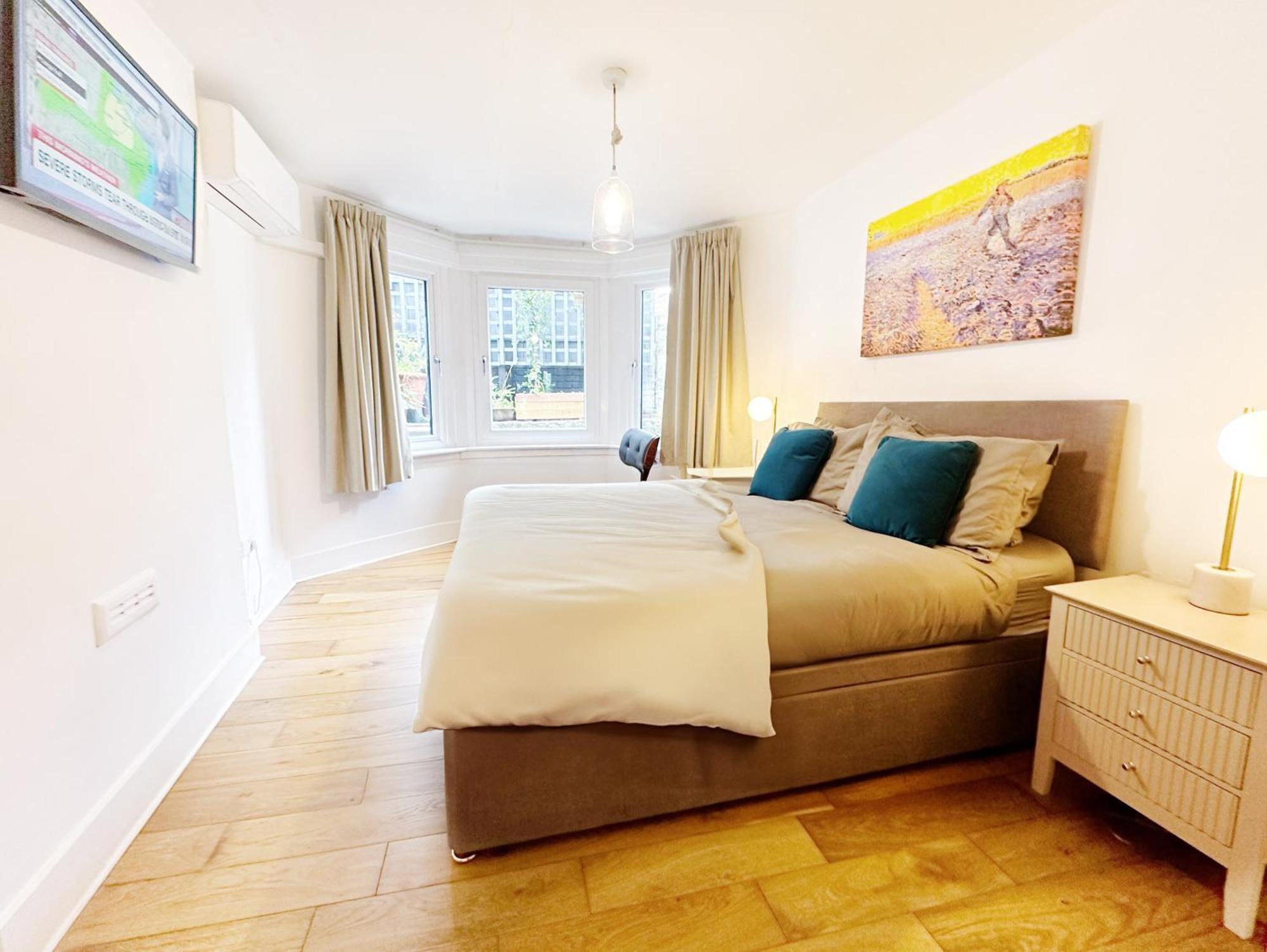 런던 Modern Flat With King Bed, Garden & Outdoor Dining 아파트 외부 사진